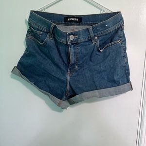 Denim cuffed shorts
